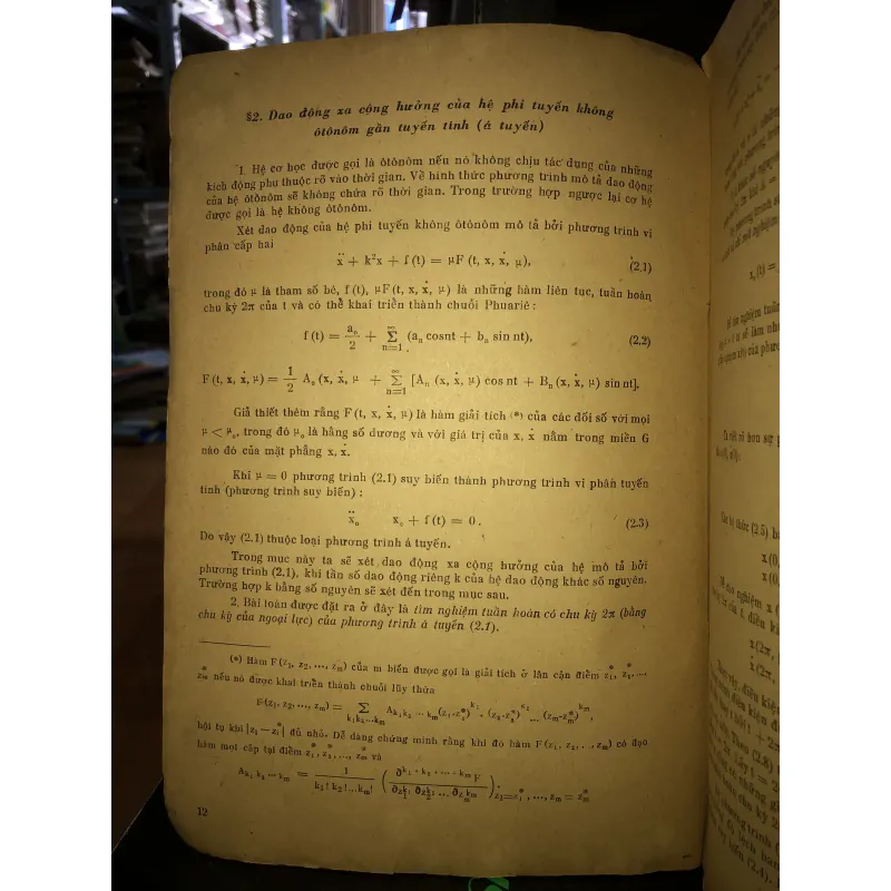 Những phương pháp cơ bản của lý thuyết dao động phi tuyến - Nguyễn Văn Đạo 797419