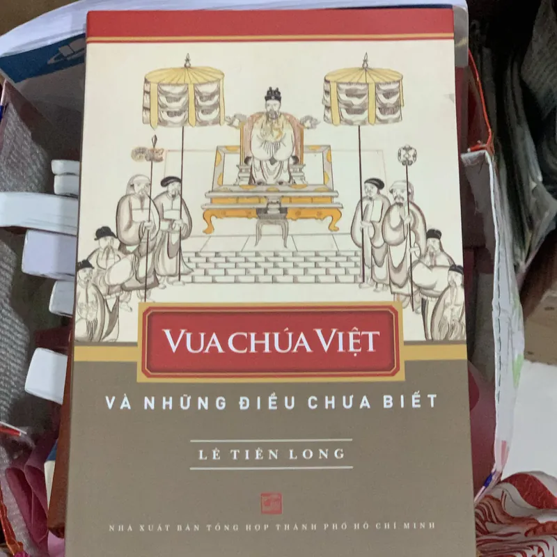 Vua chúa việt nam và những điều chưa biết 577857