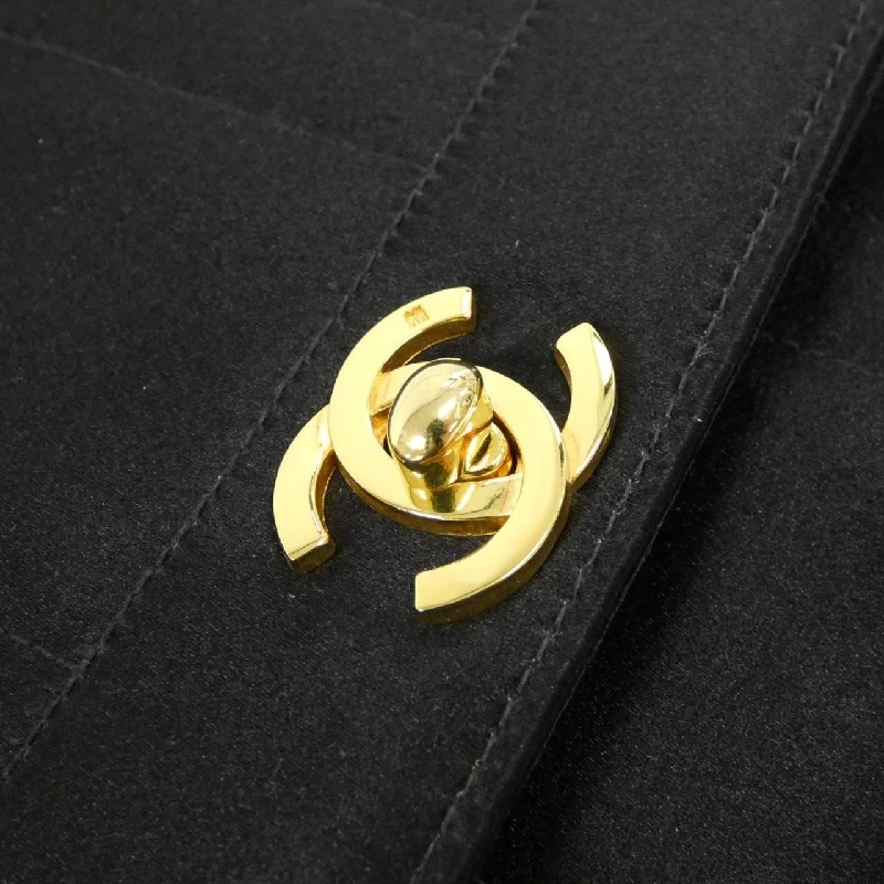 【Vintage】Túi xách Chanel 610393