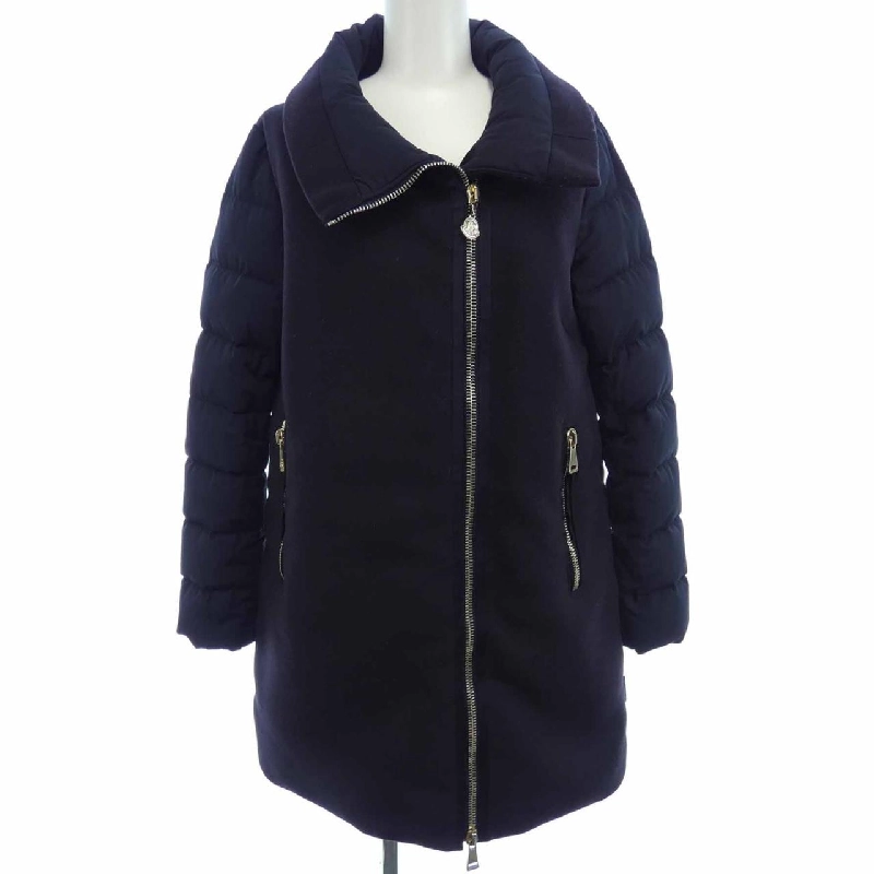 Áo khoác lông vũ MONCLER 638175