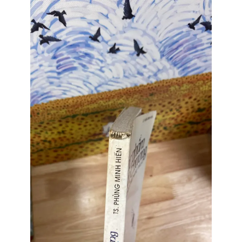 Tác Phẩm Văn Chương Một Sinh Thể Nghệ Thuật - TS.Phùng Minh Hiến 957241