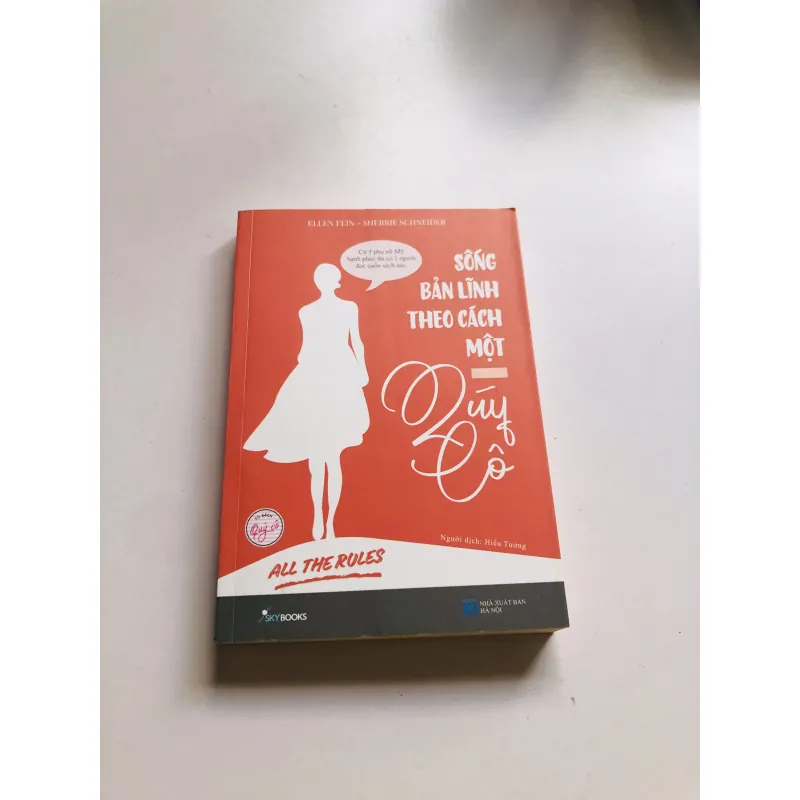 SỐNG BẢN LĨNH THEO CÁCH MỘT QUÝ CÔ 751180