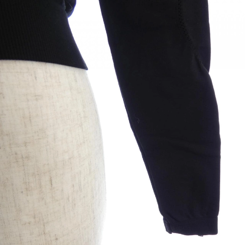 Áo khoác GUCCI 716747 XJETV - Hàng hiệu Chính hãng 813158