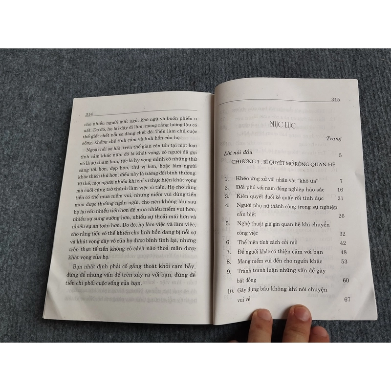 NGƯỜI PHỤ NỮ HOÀN HẢO. SỨC MẠNH CỦA PHÁI YẾU 540647