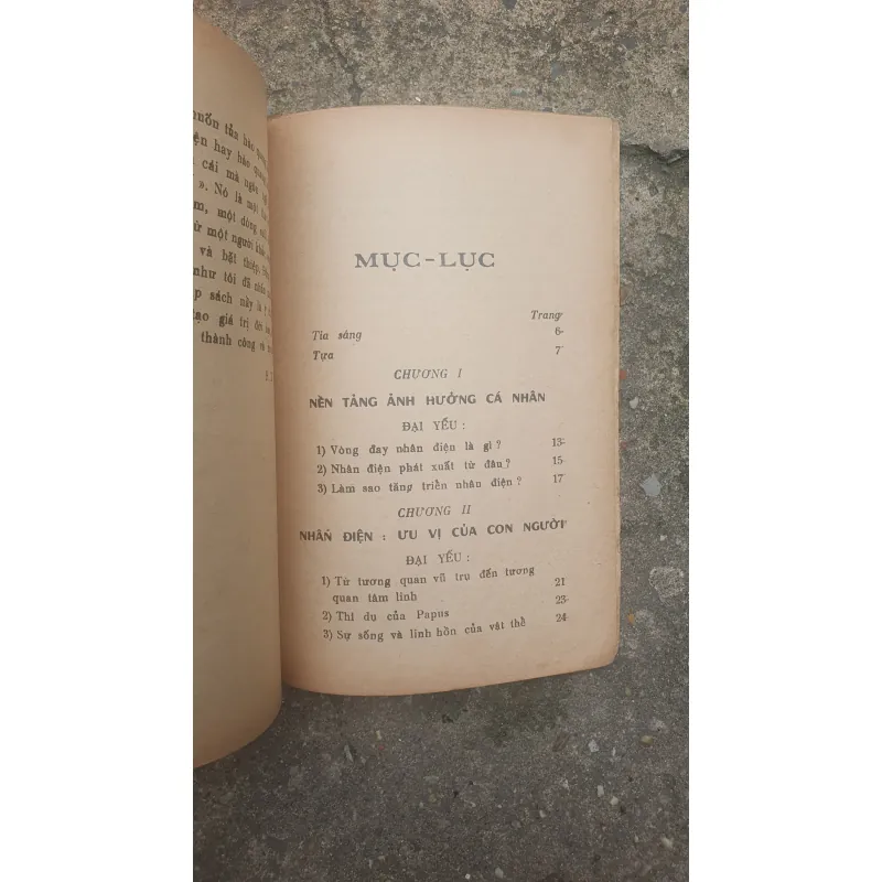 Gây Uy Tín - Hoàng Xuân Việt Sách học làm người trước năm 75 776841