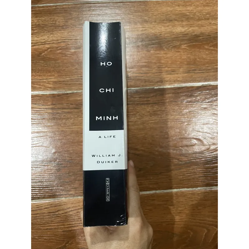 HO CHI MINH A life - William J. Duiker 1018636