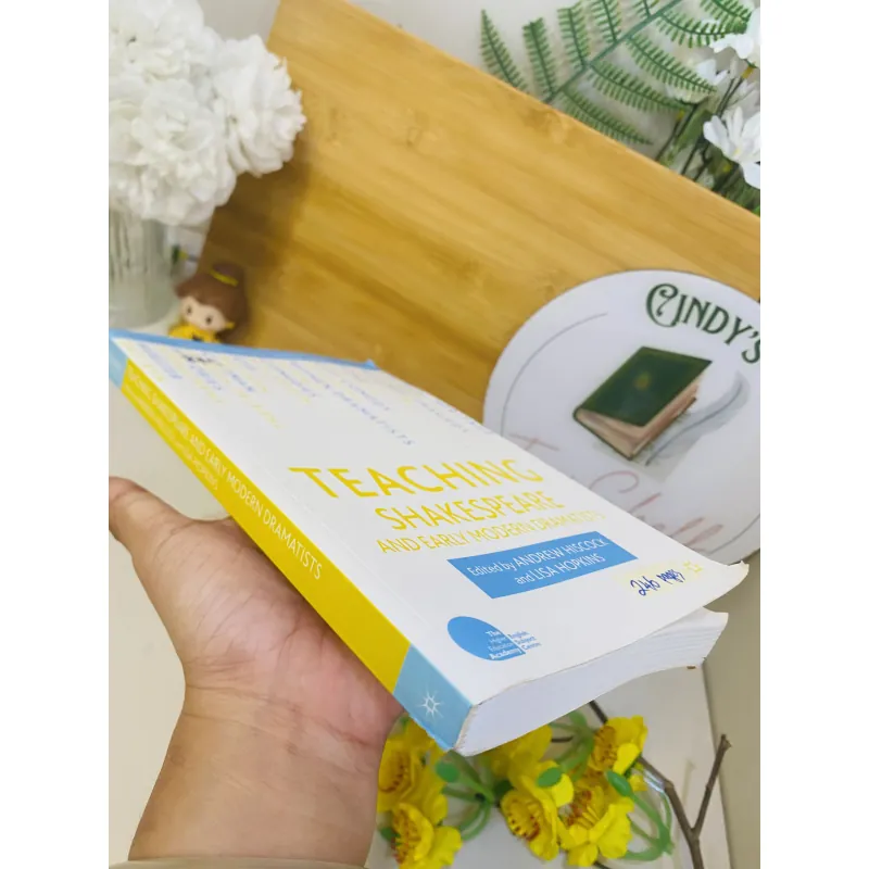 [Sách 2hand từ US] Like new 90% - Teaching Shakespeare and Early Modern Dramatists 800445