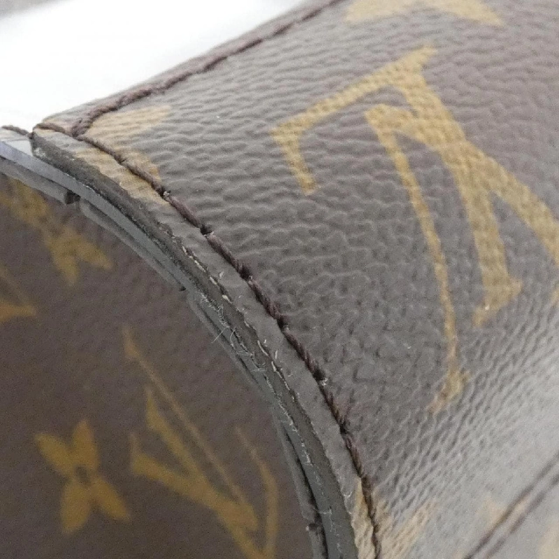 Túi đựng phụ kiện Louis Vuitton Monogram Chess Stand M81588 614065