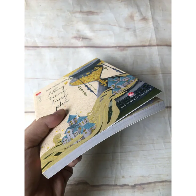 Nắng Trong Lòng Phố - Đoàn Phương Huyền 800674