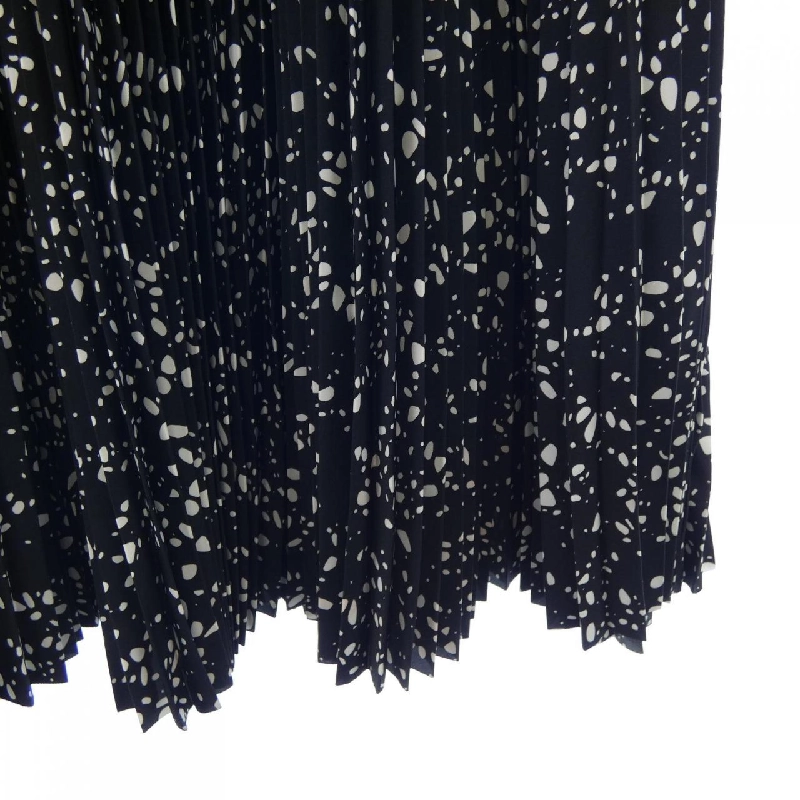 Skirt HYKE 231-14136-045 - Hàng hiệu Authentic 808577