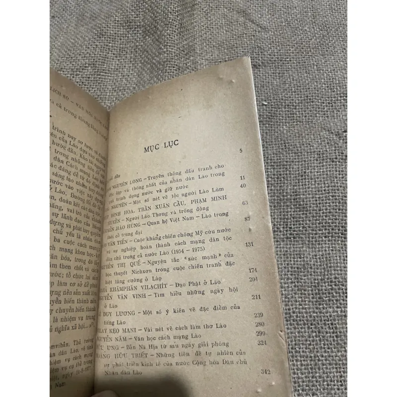 Tìm hiểu văn hóa nước Lào - 350 trang  747288