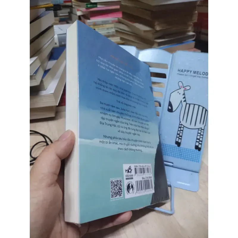 Sách: Thám tử thứ tám - TG: Alex Pavesi (B1) 934824