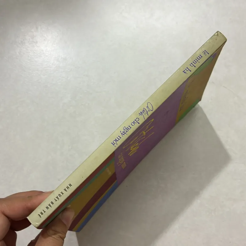 Cổ tích cho ngày mới - Lê Minh Hà (t01) 751024