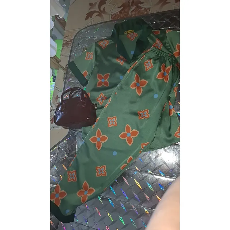 Dọn tủ dọn nhà ai cần thì nhắn tin cho mình nhe 907861