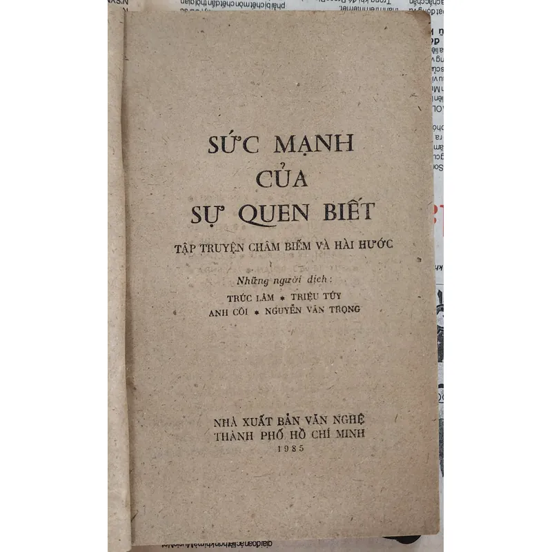 Tập truyện châm biếm và hài hước: SỨC MẠNH CỦA SỰ QUEN BIẾT 704998