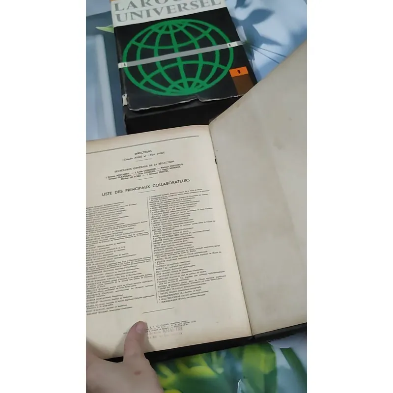 [MIỄN PHÍ BỌC SÁCH] Larousse Universel Vol 1 + 2 - Claude Augé 750844