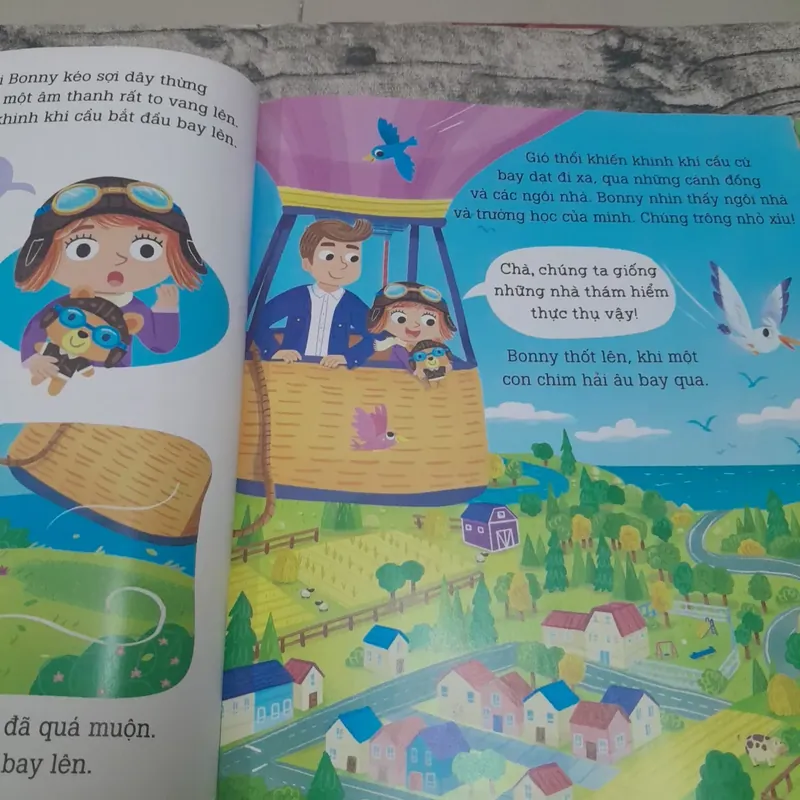 Truyện tranh màu. Câu chuyện về những nhà thám hiểm và những chú khủng long (2 quyển) 592279