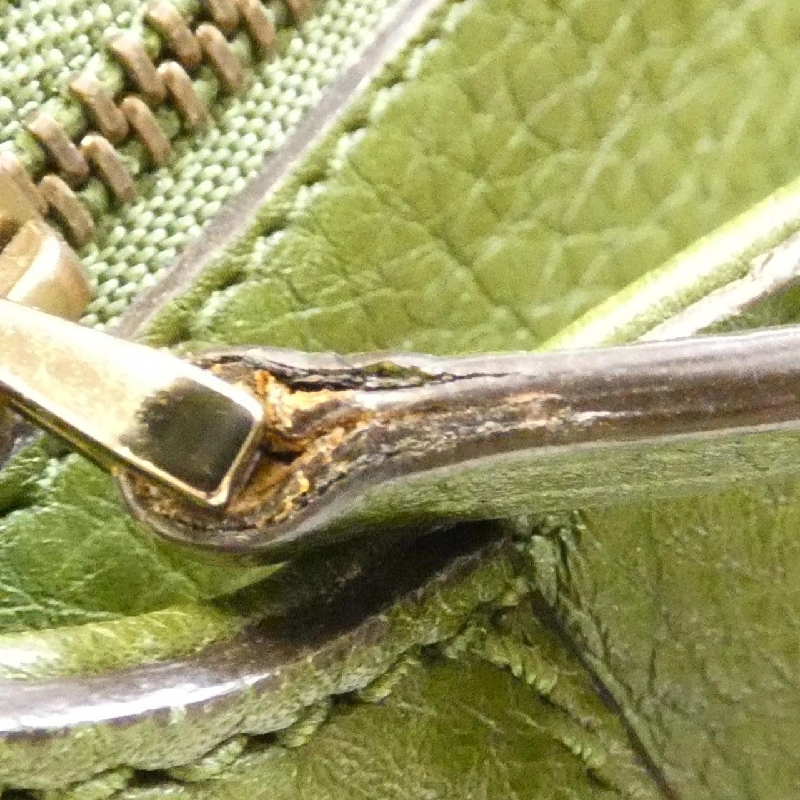 Túi đeo vai Gucci 347101 611537