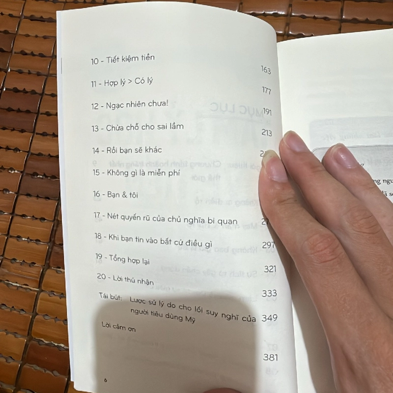 Tâm lý học về tiền - Morgan Housel 463797