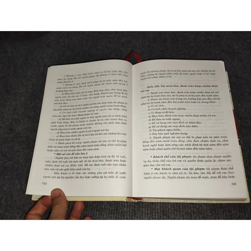 BÌNH LUẬN KHOA HỌC BỘ LUẬT HÌNH SỰ 1999 (PHẦN CÁC TỘI PHẠM) 993078