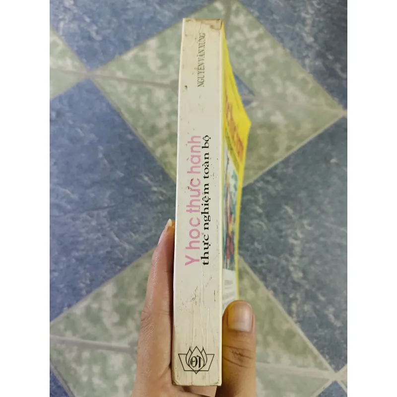 Y học thực hành thực nghiệm toàn bộ - Nguyễn Văn Xứng 700358