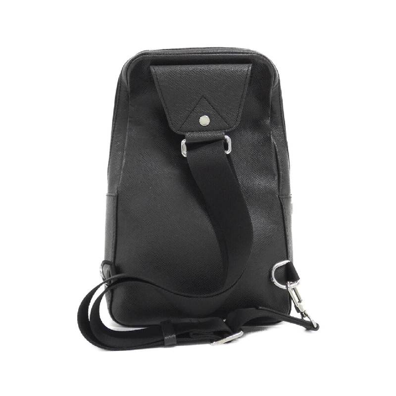 Túi đeo chéo Louis Vuitton Taiga Avenue M30443 610268