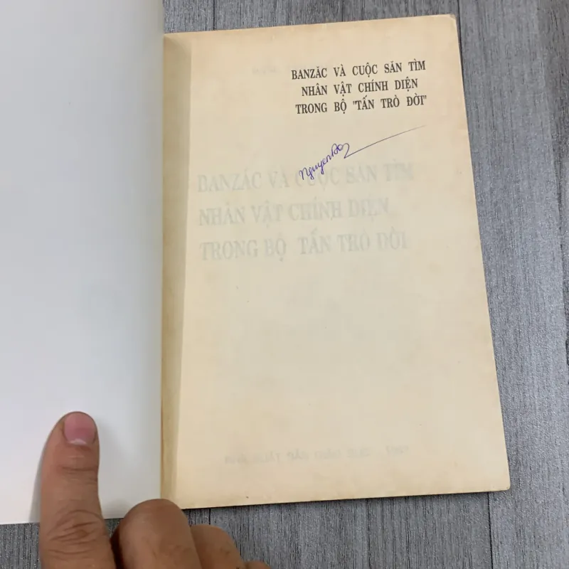 Banzac và cuộc săn tìm nhân vật chính diện trong bộ tấn trò đời. 7b3 783523