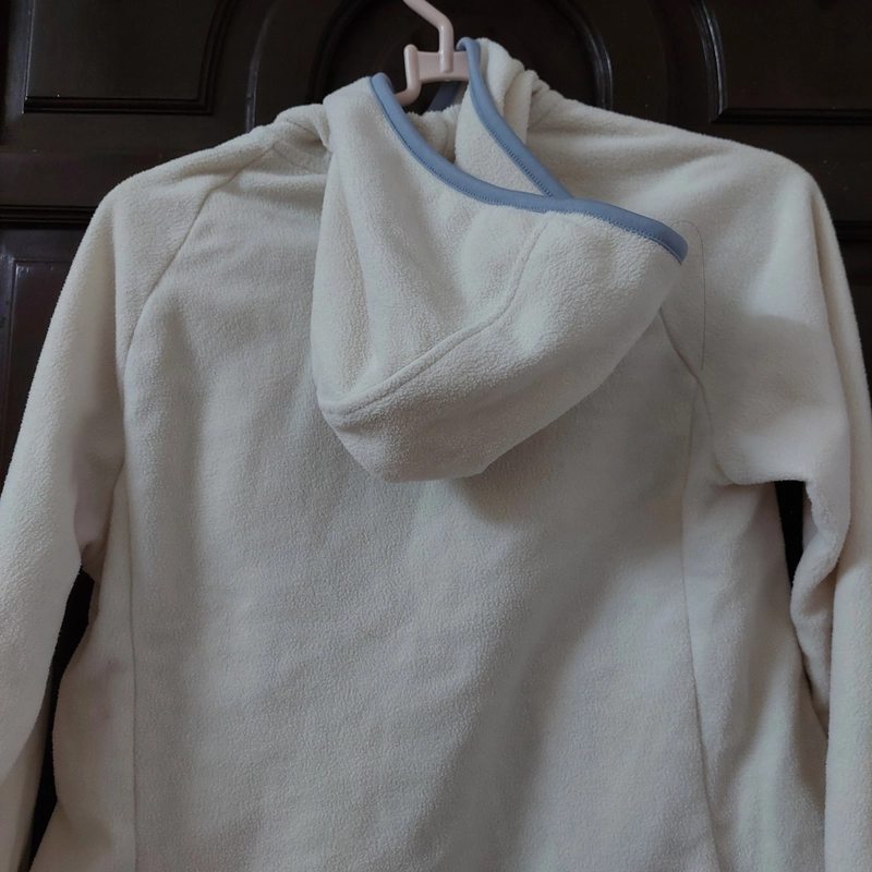 Áo khoác Uniqlo giả lông cừu size S 355719