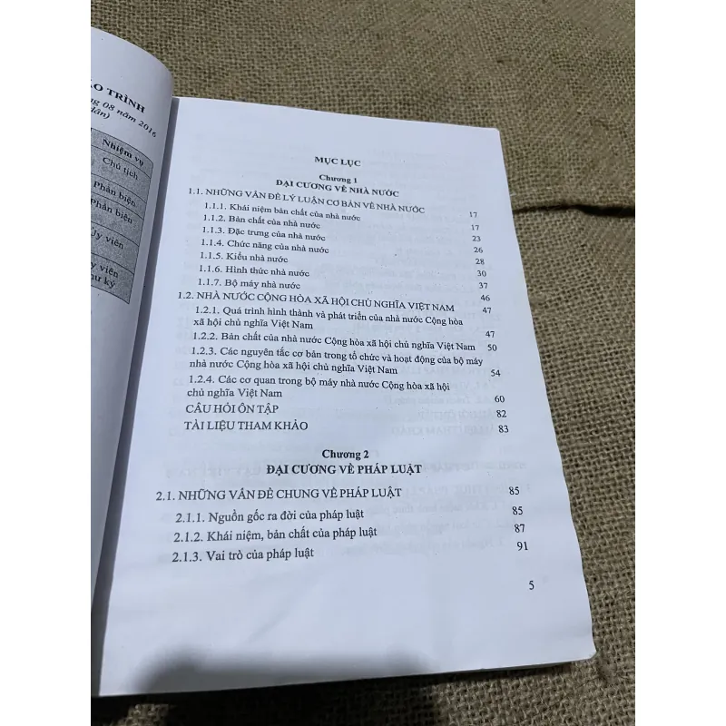 Giáo trình đại cương nhà nước và pháp luật - 570 trang  797696
