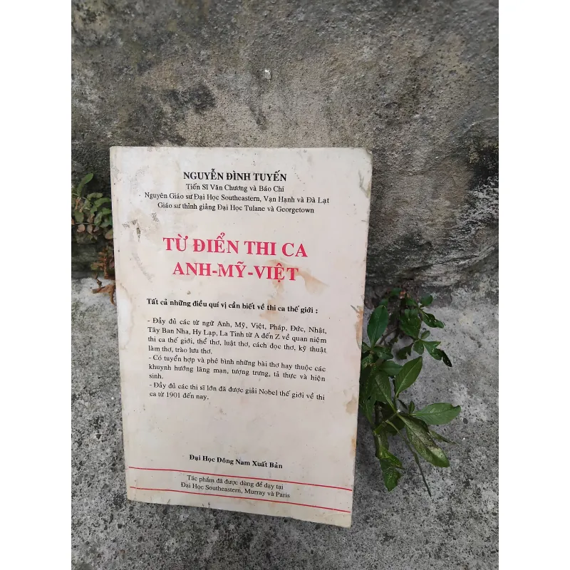 Từ điển thi ca Anh - Mỹ - Việt  1030155