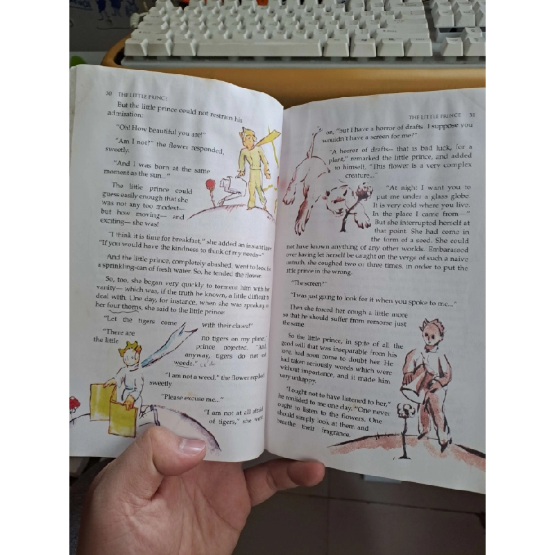 The Little Prince mới 80% ố ẫm tiếng anh, tranh màumàu HỌC NGOẠI NGỮ HCM2908 545409