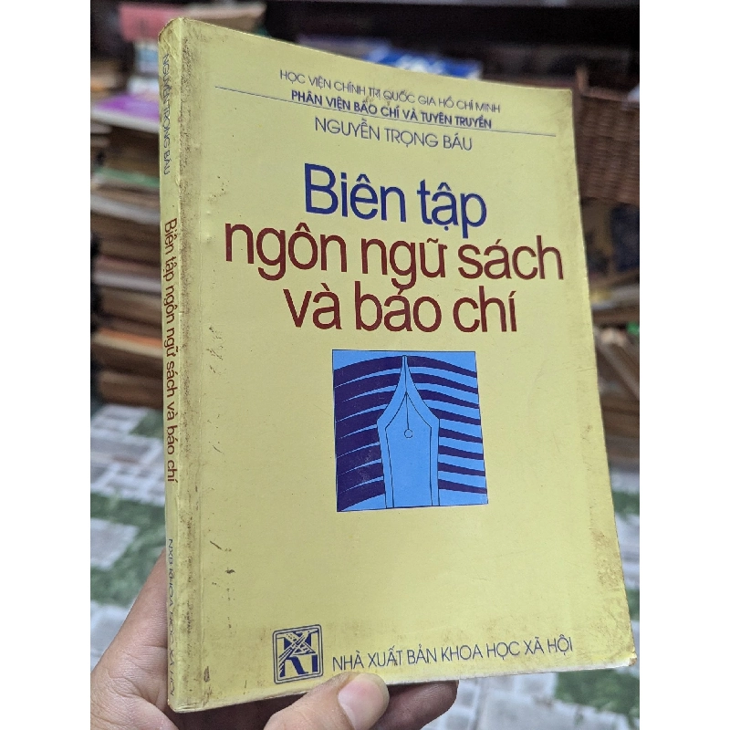 Biên tập ngôn ngữ sách và báo chí 131376
