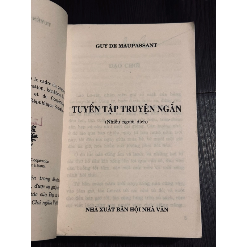 Tuyển tập truyện ngắn  524178