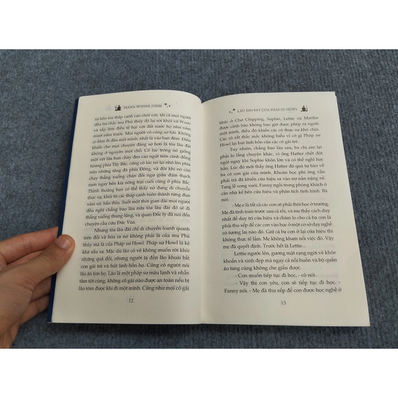 LÂU ĐÀI BAY CỦA PHÁP SƯ HOWL - DIANA WYNNE JONES 478665