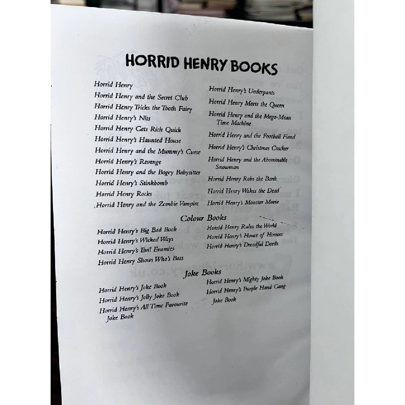 Horrid Henry's Hilariously Horrid Joke Book - Francesca Simon 935207