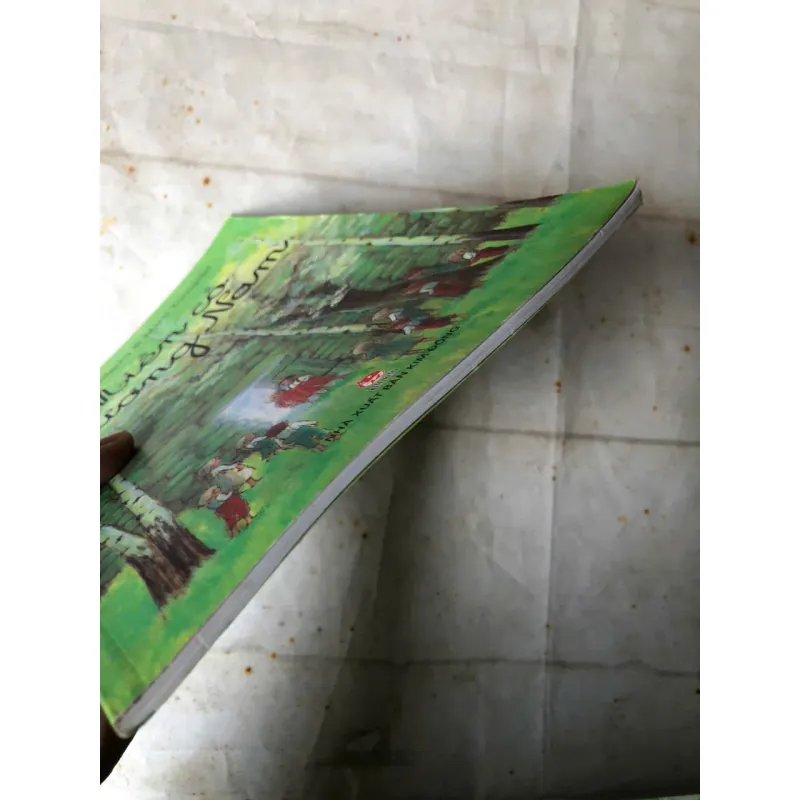 Miền Cỏ Phương Nam - Astrid Lindgren, Marit Törnqvist 993900