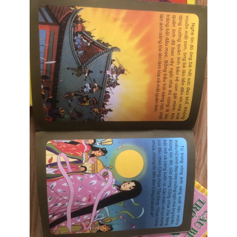 Tủ sách búp bê - Combo 9c không trùng 1004077