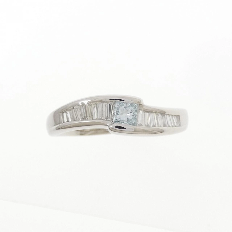 Nhẫn kim cương PT900 0.262CT 666525