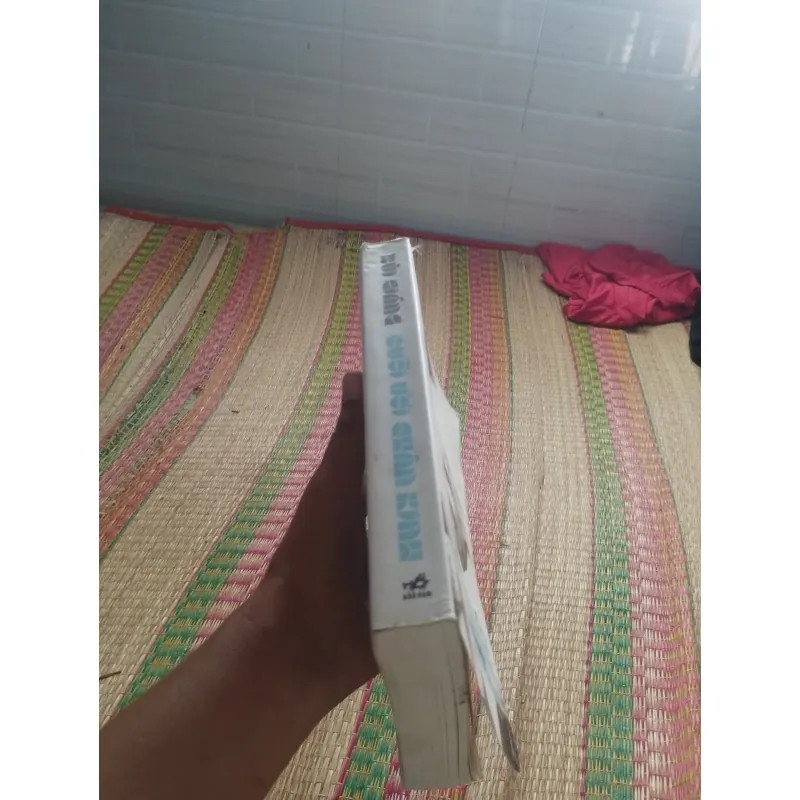 Đười ươi chân kinh- Bùi Giáng 930878