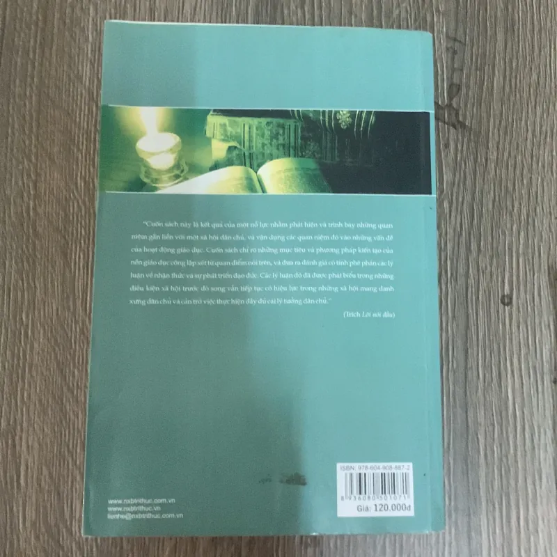 Dân chủ và giáo dục  760641