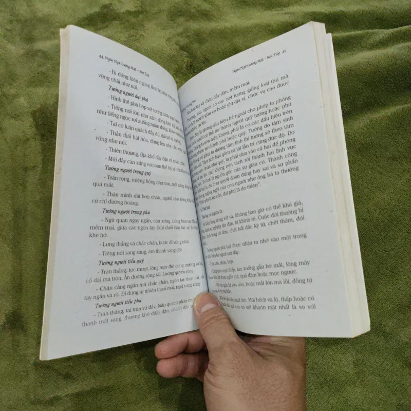 Khuôn Mặt Bàn Tay & Vận Mệnh Con Người 754555