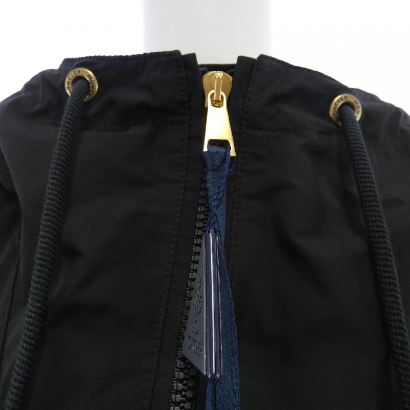 Áo khoác MONCLER - Hàng hiệu Chính hãng 825379