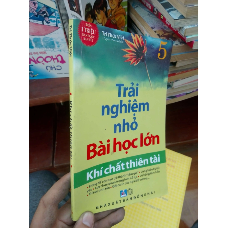 Khí chất thiên tài - Tri Thứ Việt 2011 Sách kỹ năng VAVO-AK19 935912