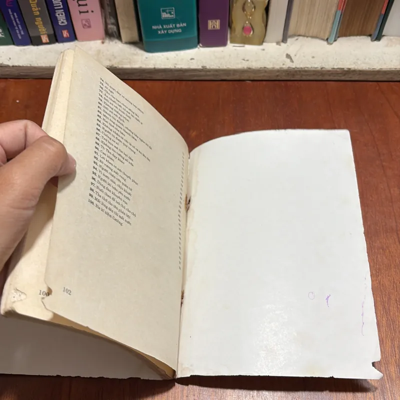 II Sưu Tầm: 100 Truyện Cổ Đông Tây - Nguyễn Lân - 1996 932928