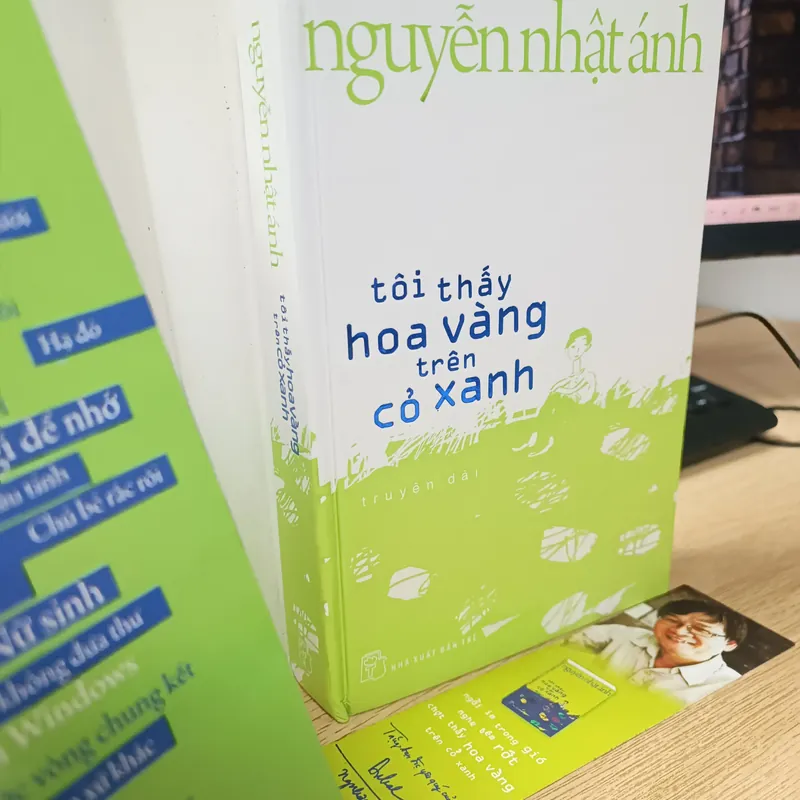 Tôi thấy hoa vàng trên cỏ xanh (Bìa cứng) 574238