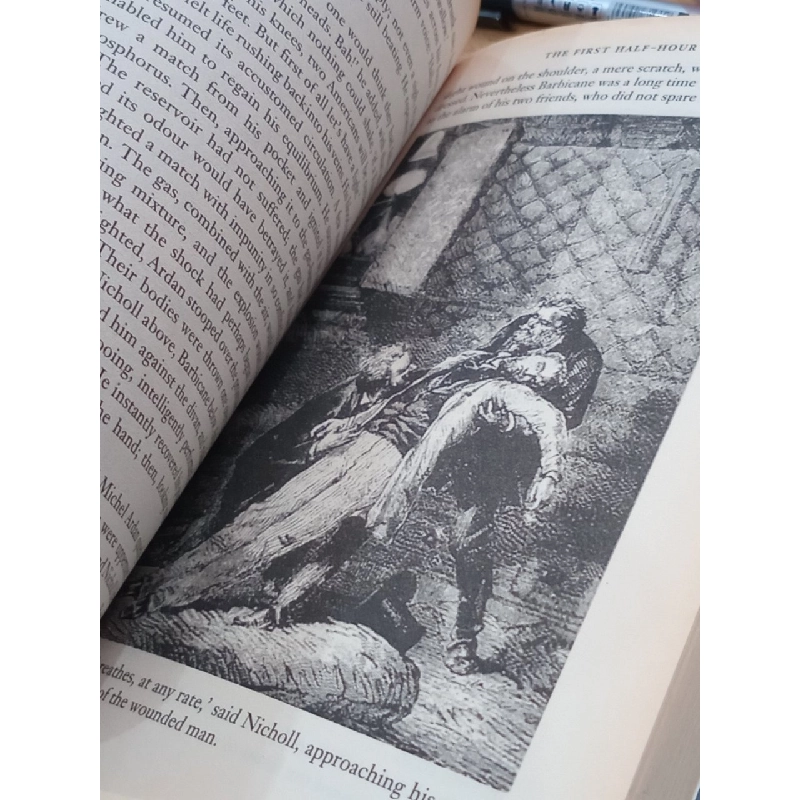 From the Earth to the Moon & Around the Moon - Jules Verne 521898