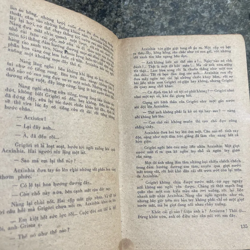 Sông đông êm đềm M. Solokhop Bộ 8 tập xb 1983 732527