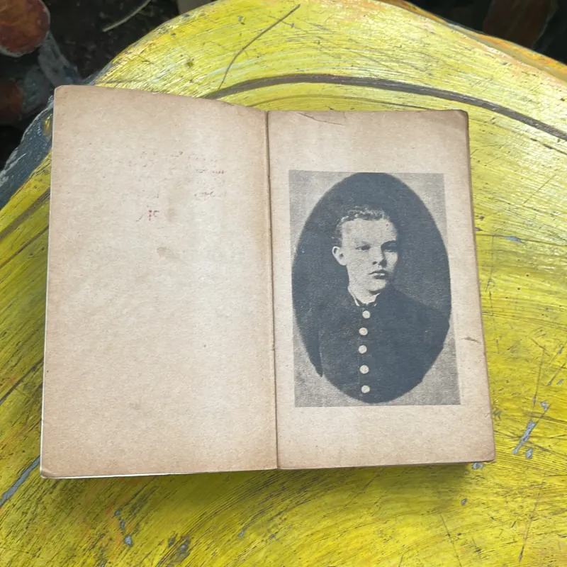 COMBO TUỔI TRẺ EN-GHEN - TUỔI TRẺ CÁC MÁC - TUỔI TRẺ LÊ -NIN - VỀ QUYỀN CON NGƯỜI 754004