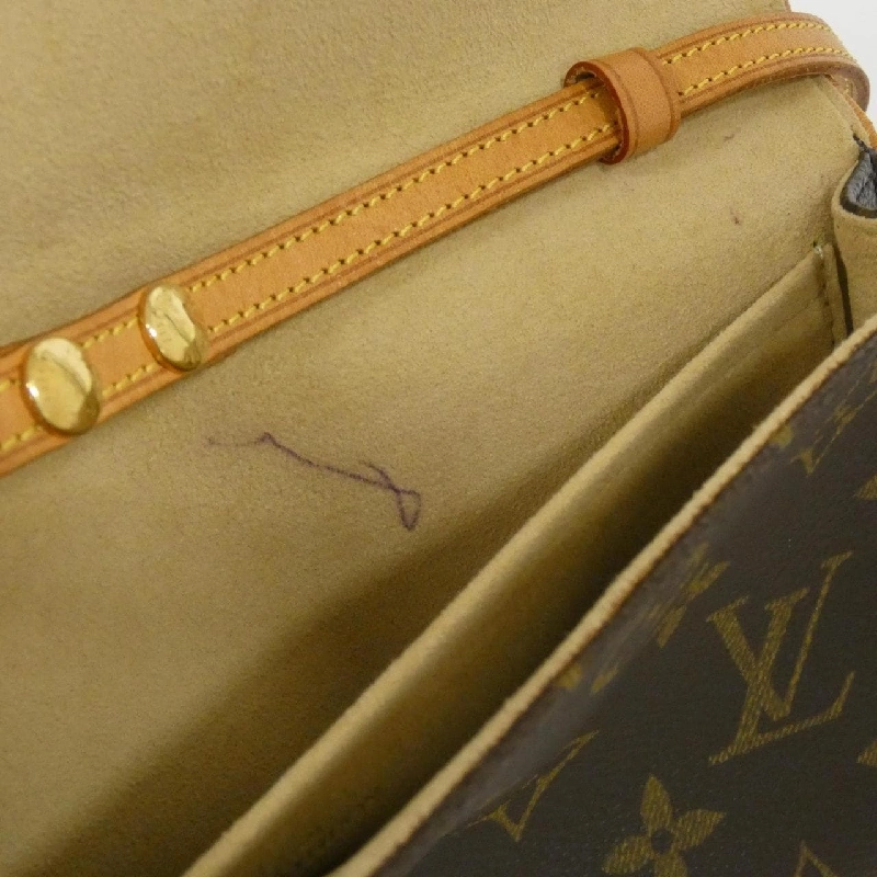 Túi đeo vai Louis Vuitton Monogram Pochette Twin GM M51852 611204