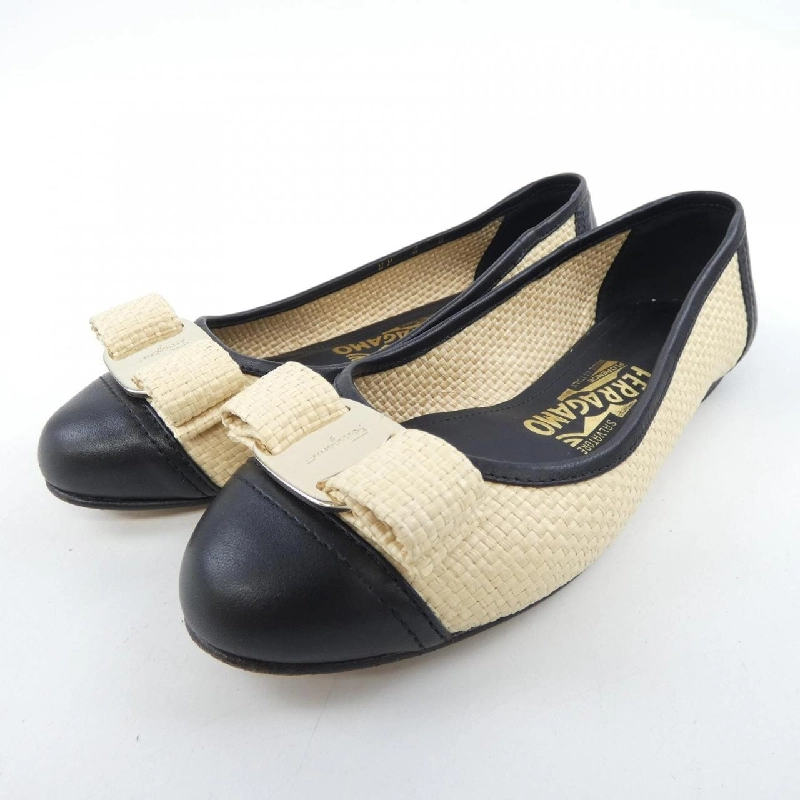 Giày bệt SALVATORE FERRAGAMO - Hàng hiệu Authentic 828639